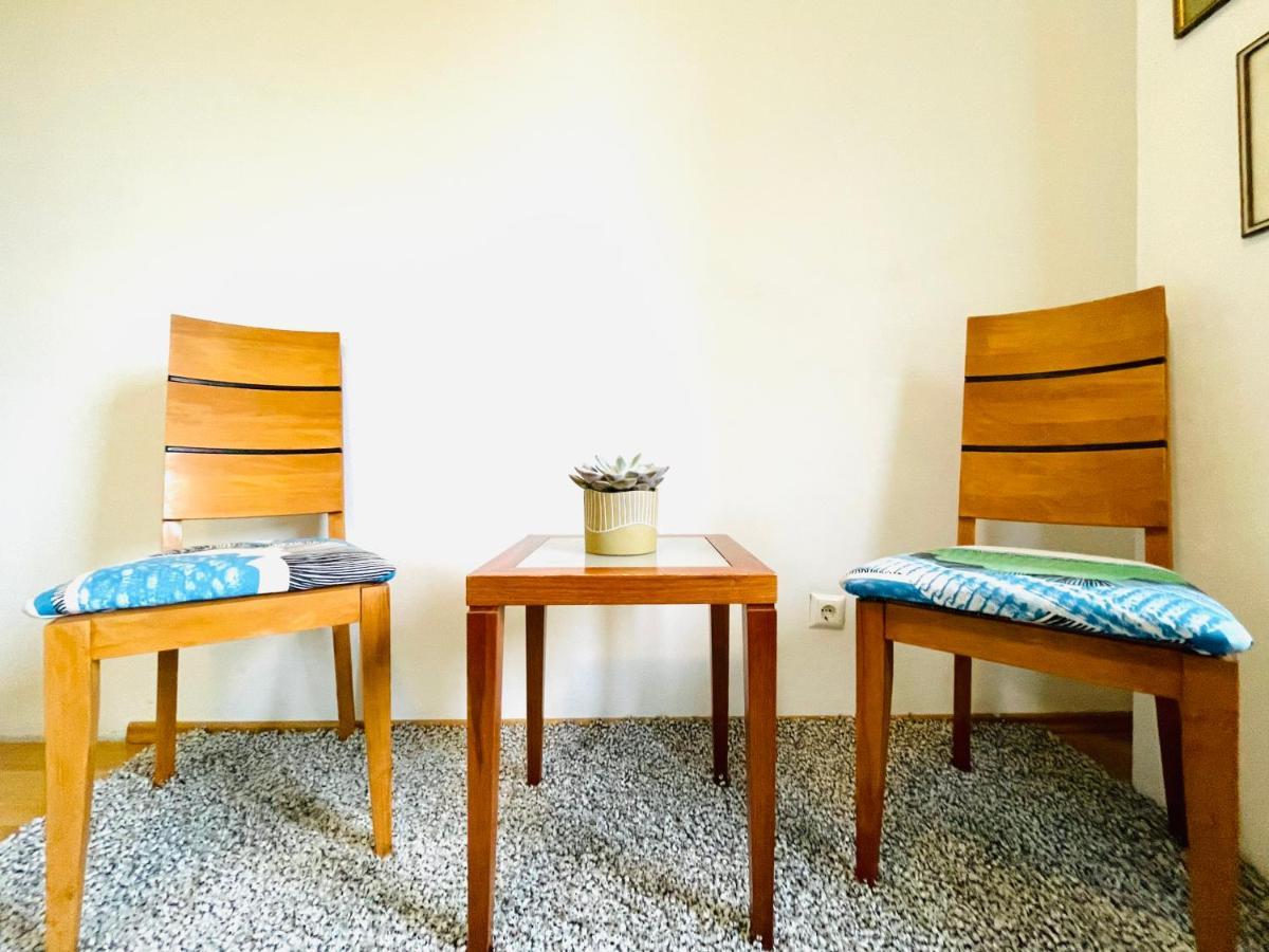 Das Zimmer Im Wiener Haus ภายนอก รูปภาพ