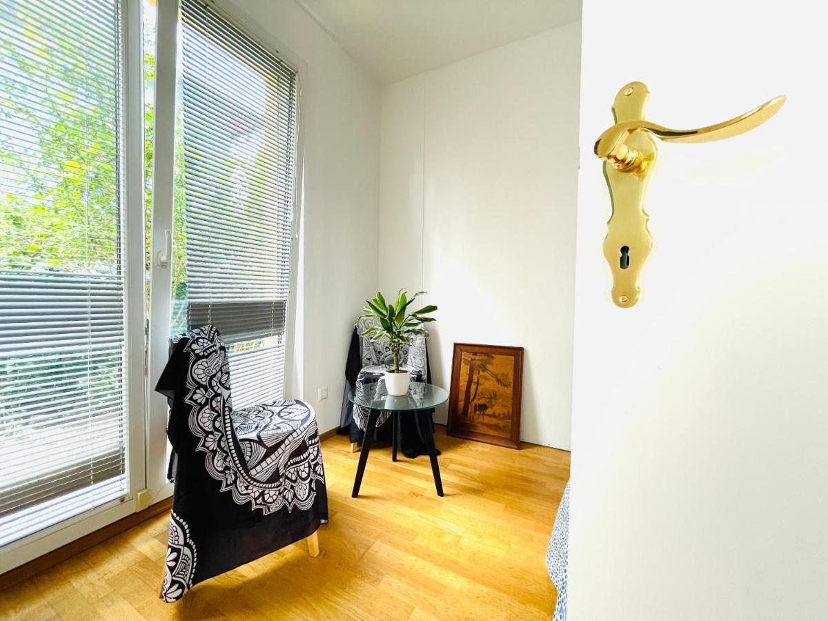Das Zimmer Im Wiener Haus ภายนอก รูปภาพ