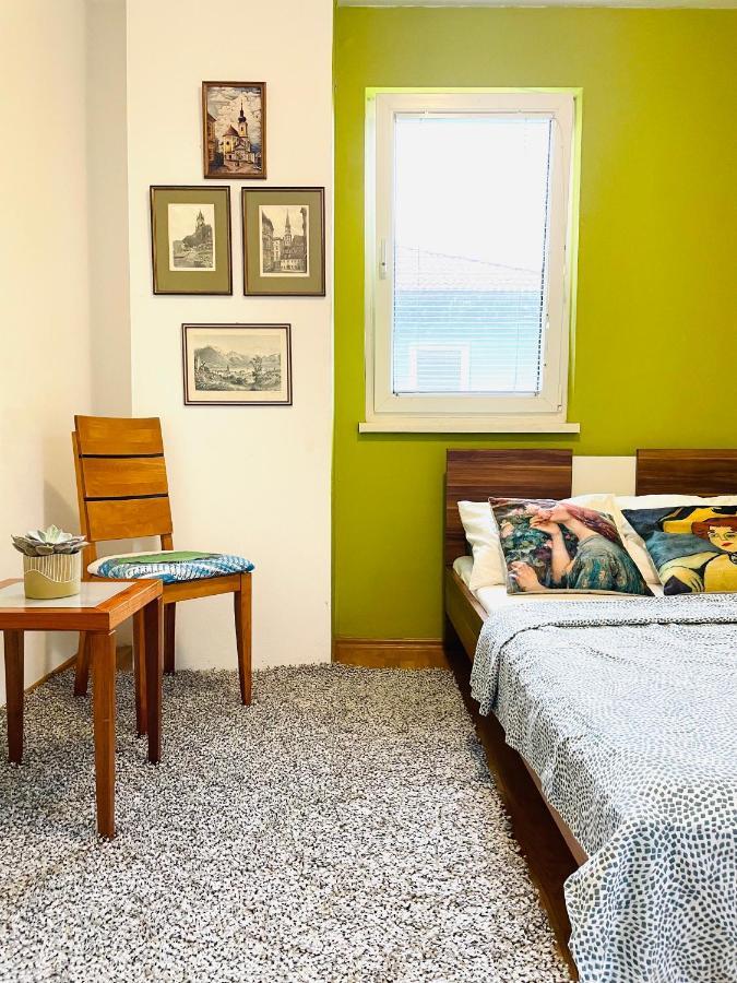 Das Zimmer Im Wiener Haus ภายนอก รูปภาพ