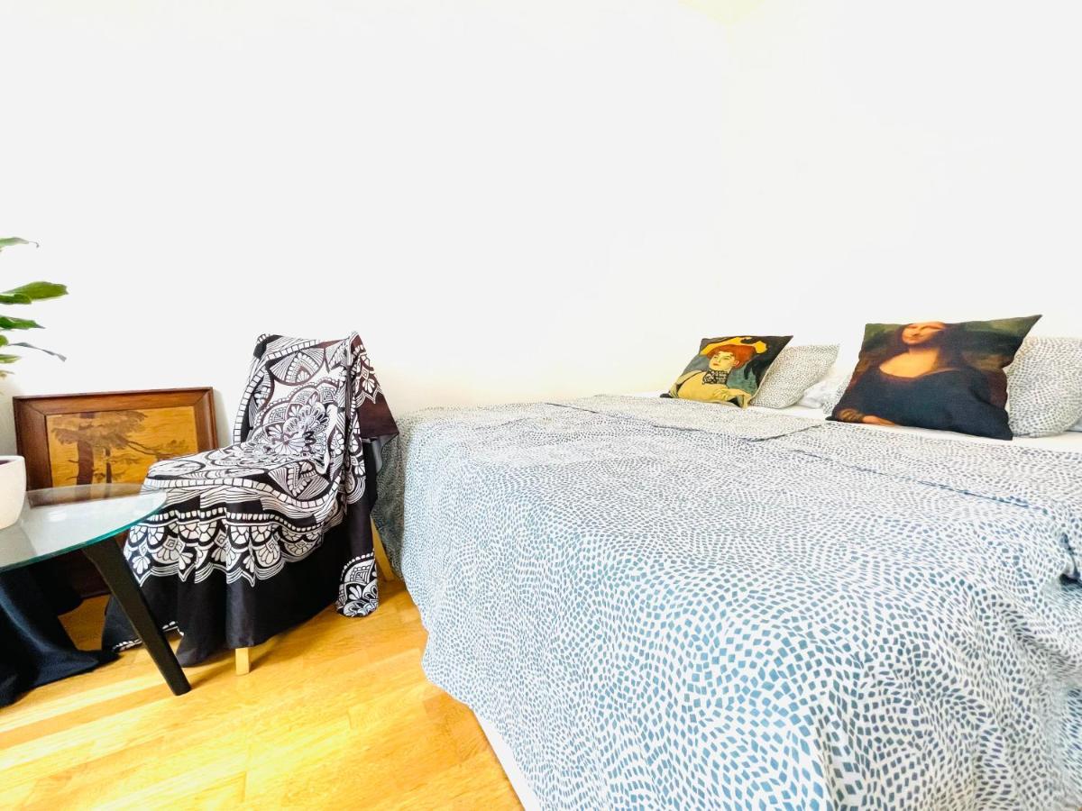 Das Zimmer Im Wiener Haus ภายนอก รูปภาพ
